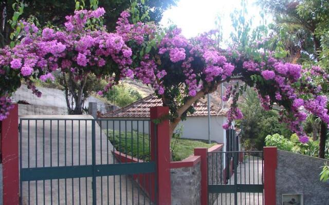 Quinta Vista Mar do Arco, a Home in Madeira