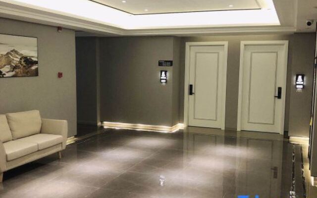 Pinghu Junhao Holiday Hotel