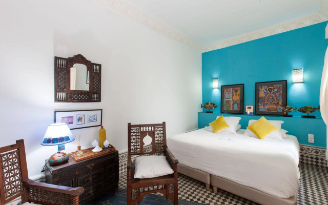 Riad  Emotion