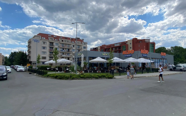 Private Studio Summer Breeze 506