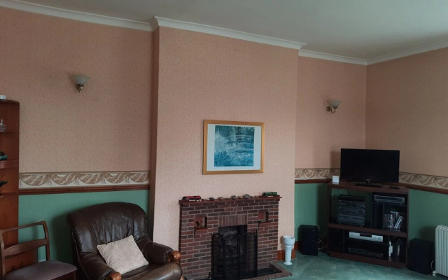Self Contained Apartment in Winterton Hall