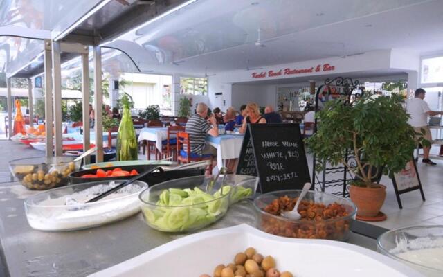Karbel Beach Hotel