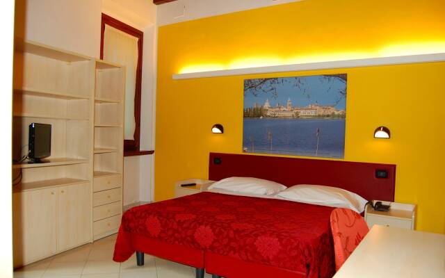 Antico Residence , Mantegna Hotels