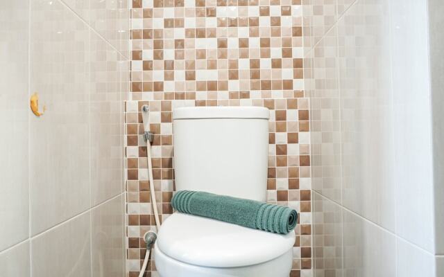 Cozy Living 1BR at Pakubuwono Terrace Apartment