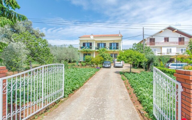 Apartments and Room Kasijan