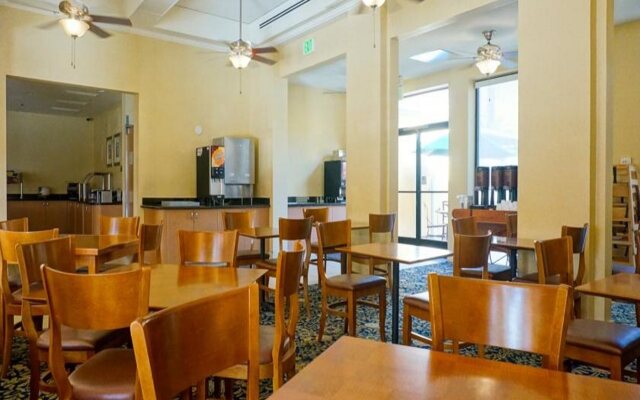 Clementine Hotel & Suites Anaheim