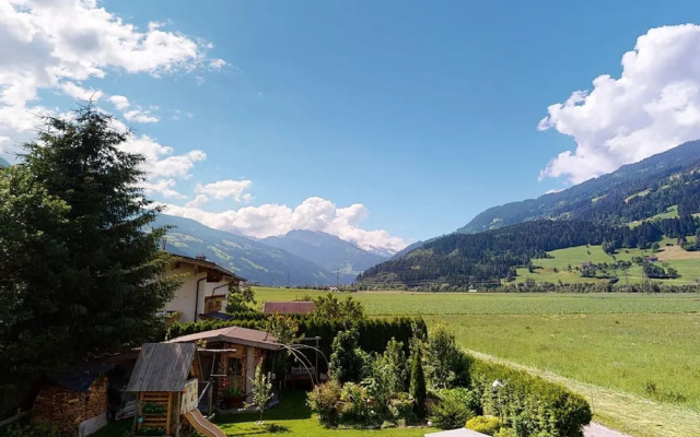 Pleasant Apartment in Stumm With Garden