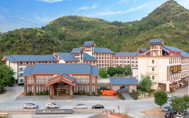 Qianyuan Jiangyong Hotel