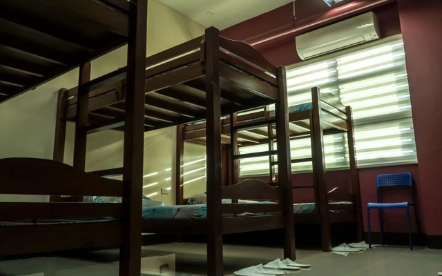 Capital O 887 M28 Hotel And Apartments