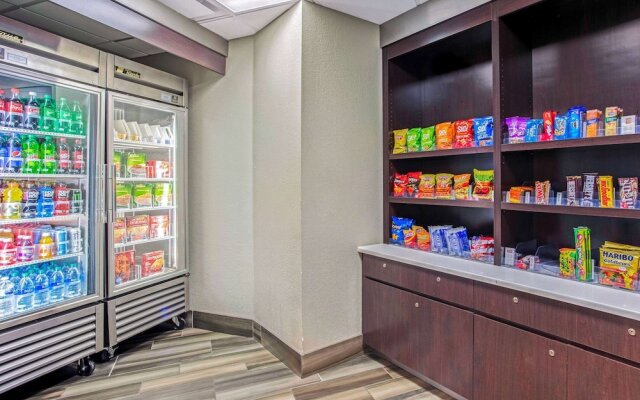 La Quinta Inn & Suites Birmingham Homewood