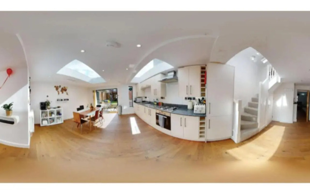 Modern, Chic 3BR Townhouse in Central Oxford