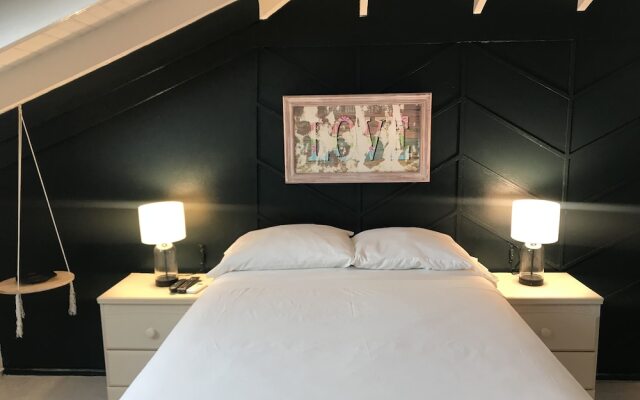 Leisure Duplex At Csompo Silver Manor