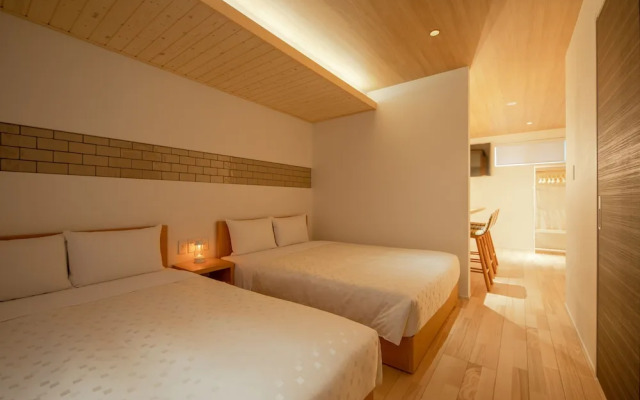 Hotel&co