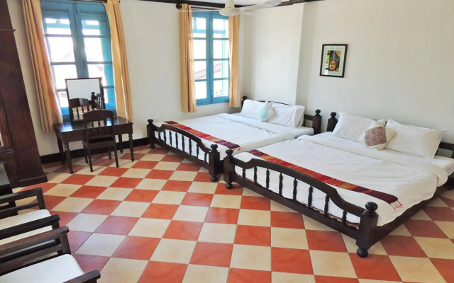 Mad Monkey Luang Prabang