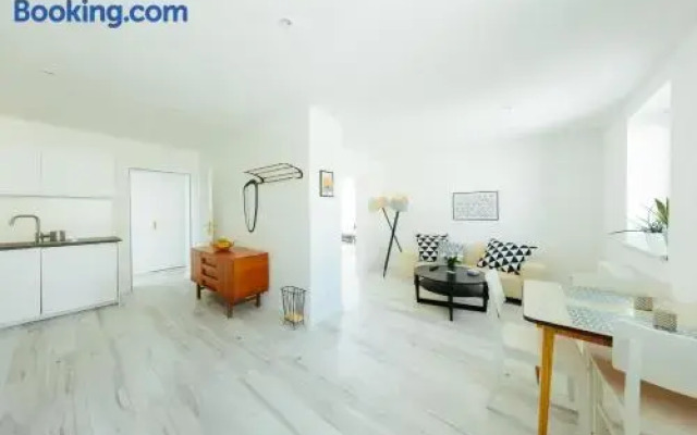 The newPAST Apartment