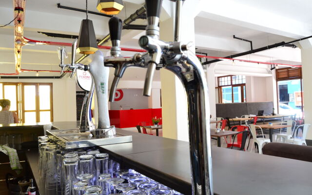91 Loop - Hostel