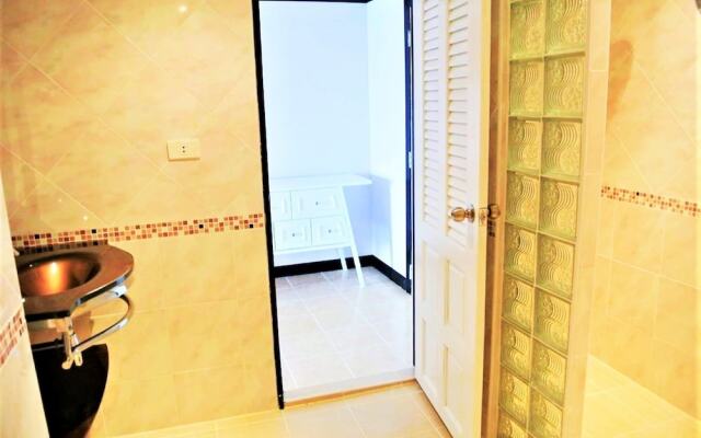 1 bed Luxury Condo Jomtien