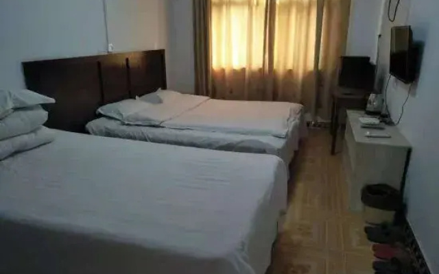 Shangqiu Xianglan Hotel (New Normal University)