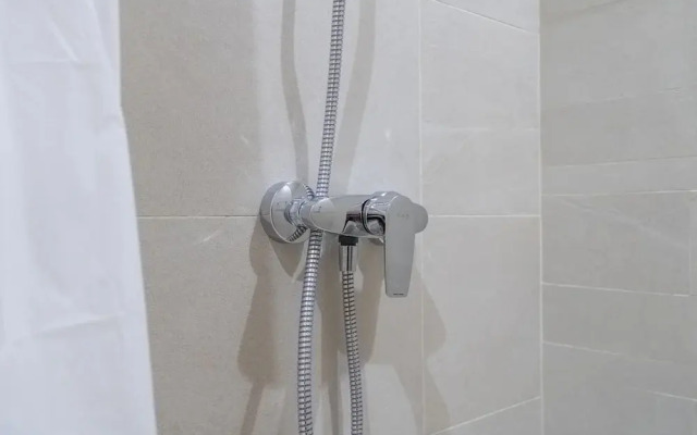 Wonderful Studio Apartment With Balcony at Farhad Azizi