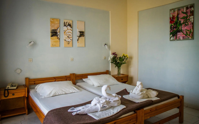 Alkmini Hotel