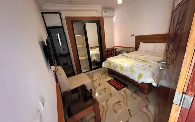 Florence Hotel Firenze Yamoussoukro