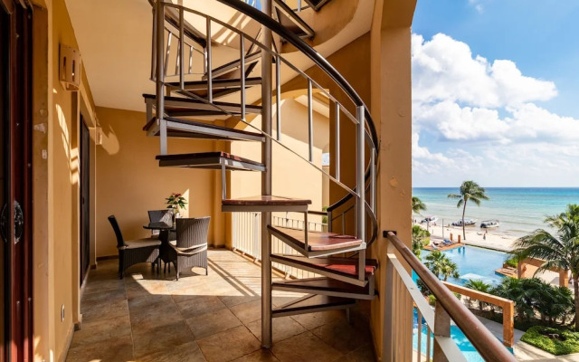 Faro Surf 407 by NAS