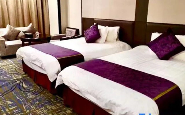 Yantai Baohua Mingdu Hotel