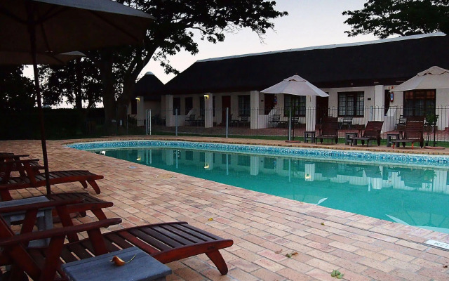 Eight Bells Mountain Inn