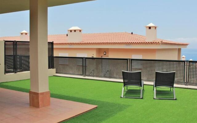 Modern and New 2 bed room Townhouse PA01