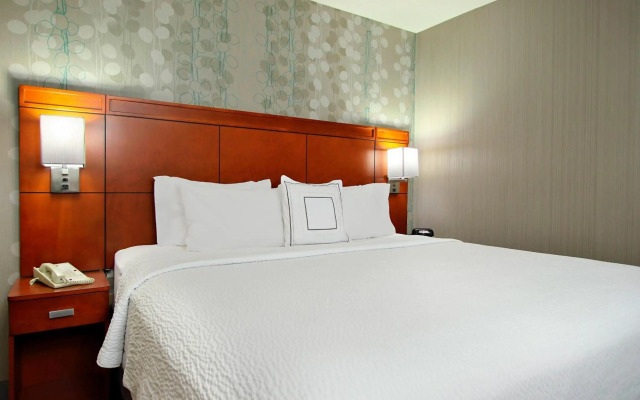 Courtyard by Marriott Oakland Downtown