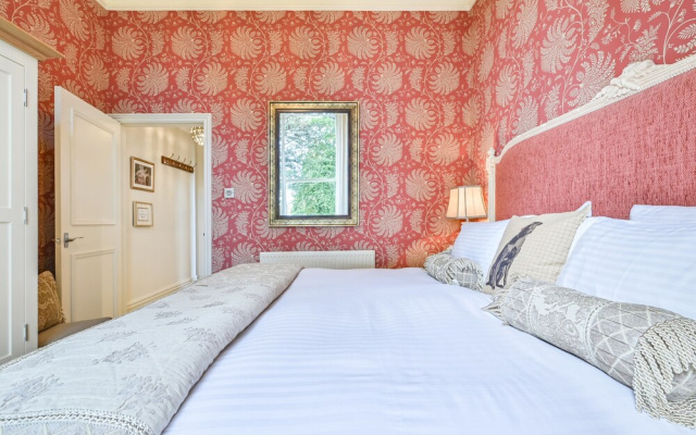 Muntham Deluxe Apartment 3