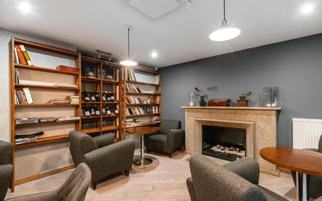 Fonnental Design Hotel 