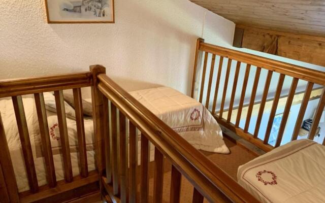 Beautiful apartment with BALCONY and GREAT view !