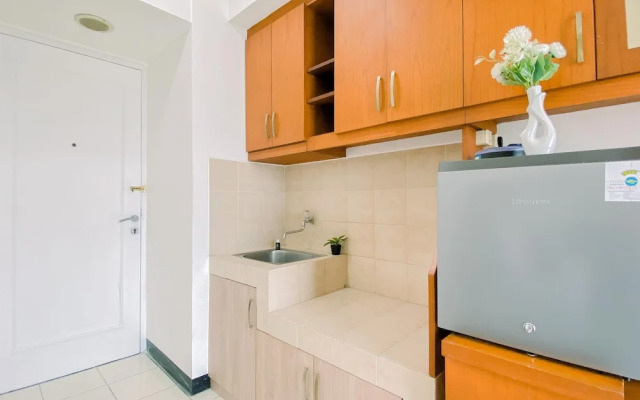 Good Place Studio Apartment At Taman Semanan Indah Cengkareng