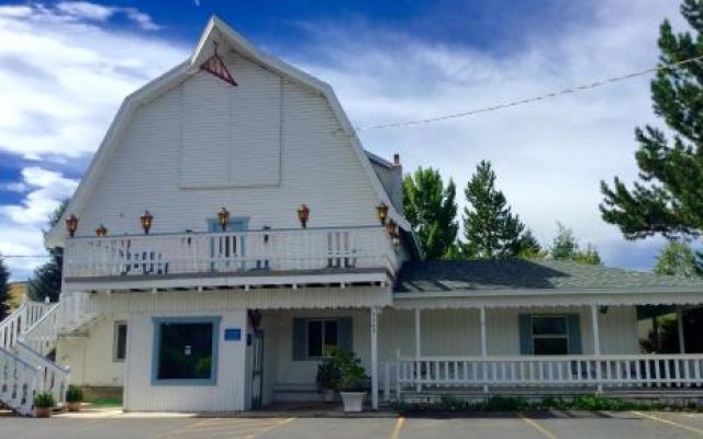 Jackson Fork Inn