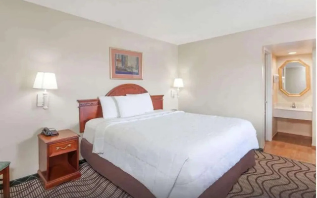 Tri City Inn