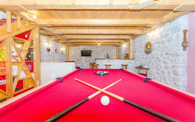 House Srecko