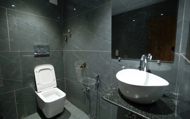 Hotel Kumar Plaza