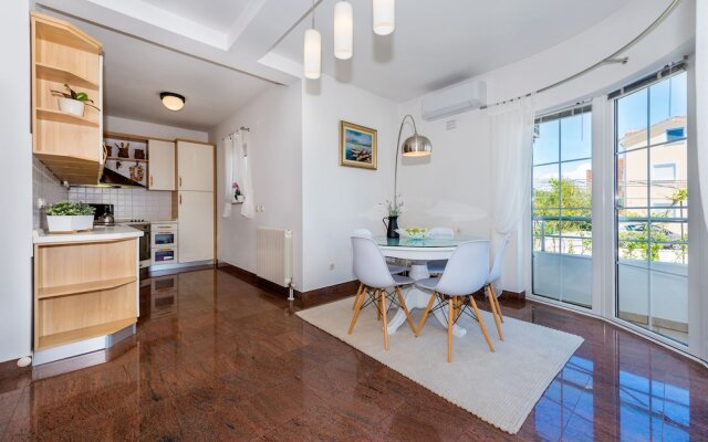 Apartments Arausa with Pool