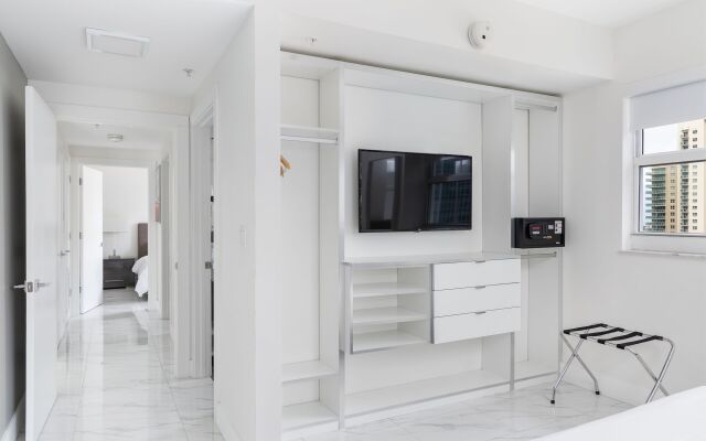 Fortune House Hotel Suites