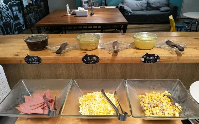 Paper Plane Hostel