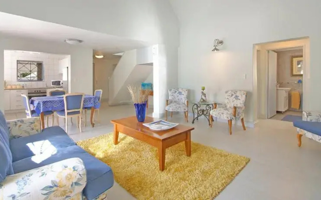 Kruger House Guest Cottages