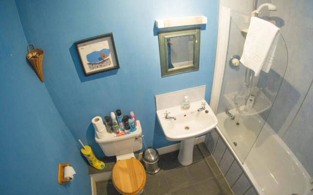 Dene Guest House