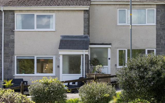 Ty Hapus - Close to Beach and Town