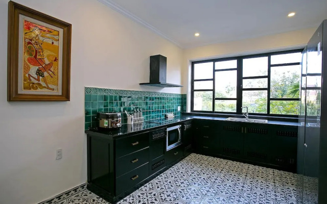 Hoi An Town Home Resort