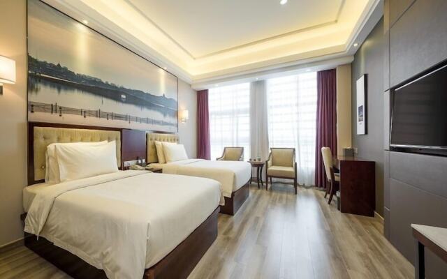 Atour Hotel (Hangzhou Binjiang Binwen Road)