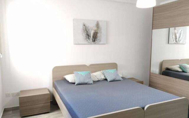 F8 Modern and Bright Apartment in Malta
