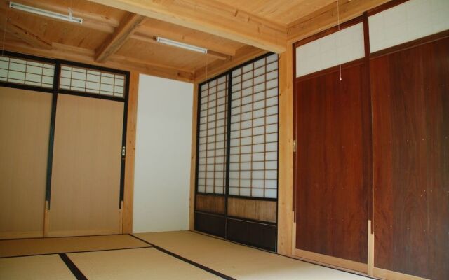 Guesthouse Mori No Eki