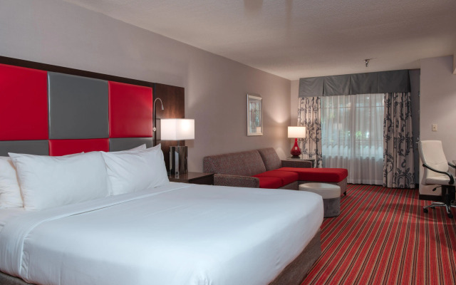 Crowne Plaza Indianapolis-Dwtn-Union Stn by IHG