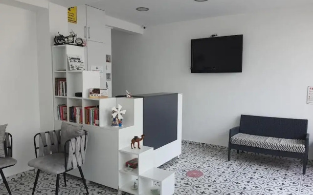 R House Hotel